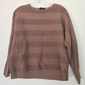 Tahari Textured Knit Sweater | Large Brown Dolman Sleeve | Lightweight Pullover